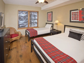 Aspenwood Lodge #201 2 Bedroom Condo by RedAwning