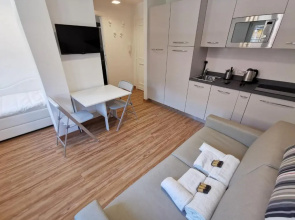Hostdomus - Smart Tech Apartment