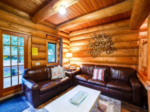 Snowline Cabin 10 - Log Cabin at its Best Free Wi-fi