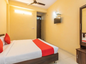 OYO 24131 Hotel Amarji Palace