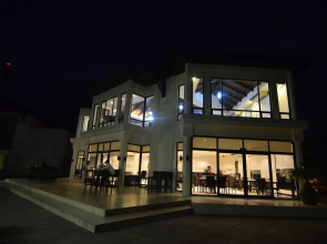 Hotel Kamana Sanctuary Resort and Spa