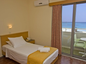 Nafsika Hotel