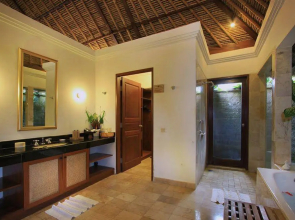 Umah Luung Villa