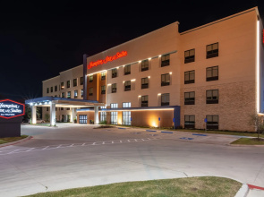 Hampton Inn & Suites Dallas East