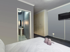 Inn & Out Sandton