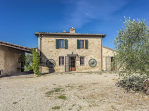 Tuscan Farmhouse near Siena