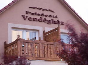 Napraforgó Vendégház