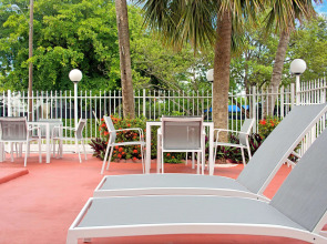 Travelodge by Wyndham Fort Lauderdale