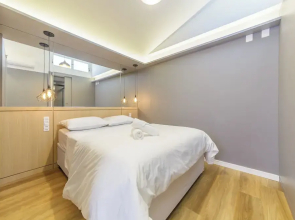 House w/ Gourmet Area, Just 10min From the sea OSH