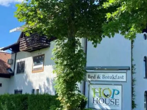 Hop House Garni Hotel