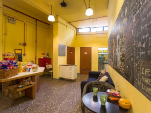 The Hive Singapore Hostel