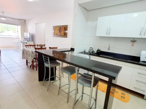 Residencial Larissa - Apartamento na Praia de Palmas - 2 Dormitórios até 7 pessoas
