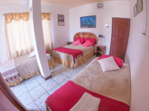 Tintorera Guest House