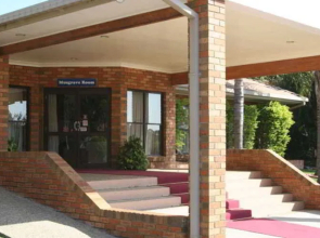 Quality Hotel Robertson Gardens