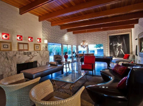 Silver Avenue Vacation Home