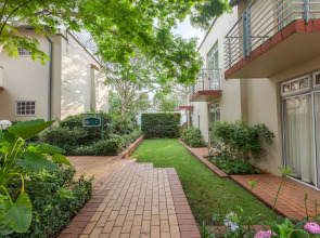 Courtyard Hotel Arcadia