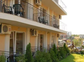 Family Hotel Dayana Beach