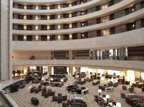 Renaissance Tianjin Lakeview Hotel cum Marriott Executive Apartments