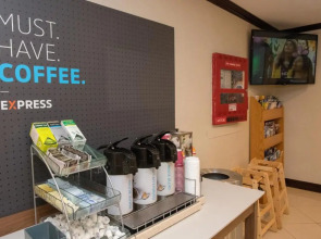 Holiday Inn Express Kennedy Airport