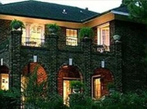 Far View - A Bed & Breakfast Estate