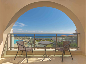 Kresten Royal Euphoria Resort