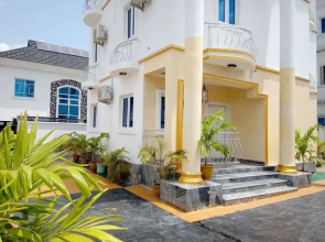 Jerico Villa Hotel And Suites