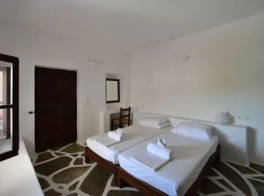 Petra Holiday Village