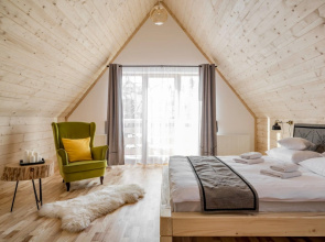 Comfortable Holiday Home, 3 Bedrooms, Fireplace