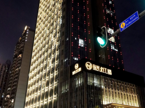 Royal Star Apartment Central City Branch