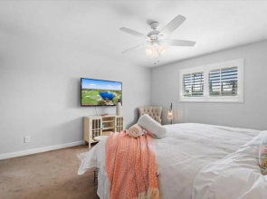 Tommy Bahama Oasis by HomeSlice Stays