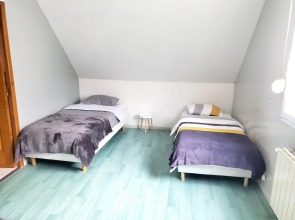 House With 4 Bedrooms in Chenôve, With Enclosed Garden and Wifi