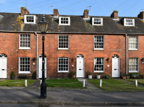 Dolphin Cottage
