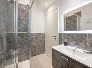 Milan Royal Suites & Luxury Apartments