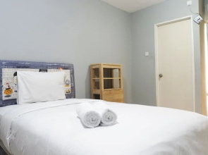 Comfy and Relaxing Studio Apartment at Educity Pakuwon By Travelio
