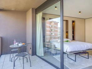 Icon H 308 Suite Micro-living