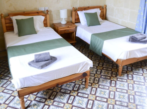 Girardu Ir-rabat G Awdex