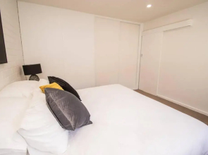 Willow Court Unit 4