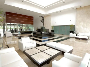 HIRA M4 Sea style Condo by Gate48