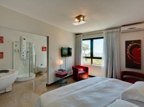 Camps Bay Ruby Suite