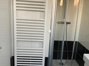 Wohlfuhl Hotel & Pension am Birnengarten - Ruhige Zimmer mit Bad & WLAN