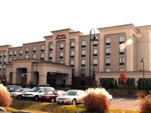 Hampton Inn & Suites by Hilton Laval