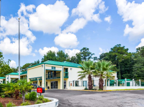 Econo Lodge Picayune