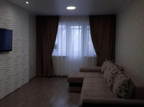 Apartment on Metallurgov 32