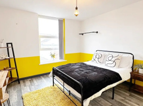 Willow Suite - 3br - Sleeps 8 - Central Blackpool
