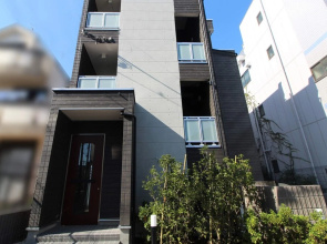 M 1 Tokyo Higashirokugo
