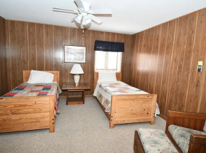 Brigadoon - 5 Bedroom Retreat
