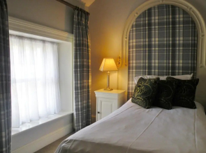 Conyngham Arms Hotel