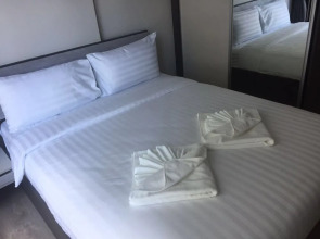 The Base Central Pattaya by Minsu