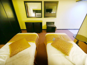 Al Iqbal Hotel