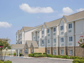 Microtel Inn & Suites by Wyndham Albertville